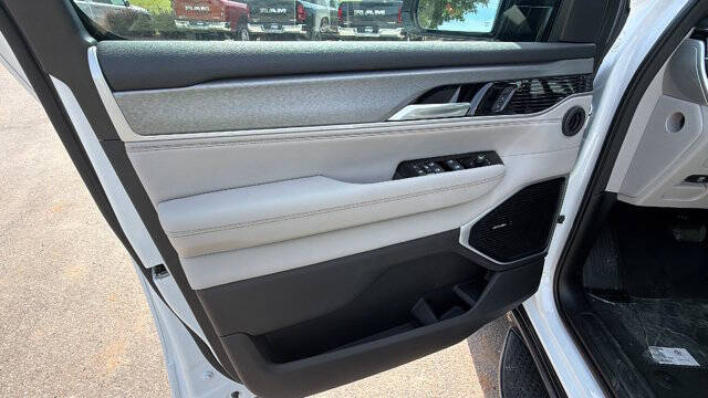 2026 Jeep Grand Wagoneer L