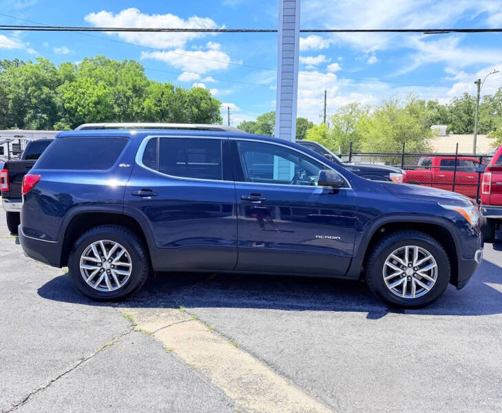 2017 GMC Acadia SLE-2