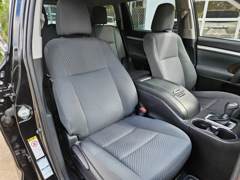 2019 Toyota Highlander LE Plus