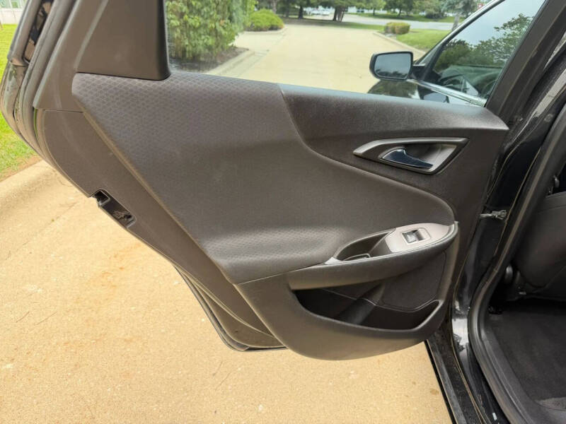 2017 Chevrolet Malibu LS