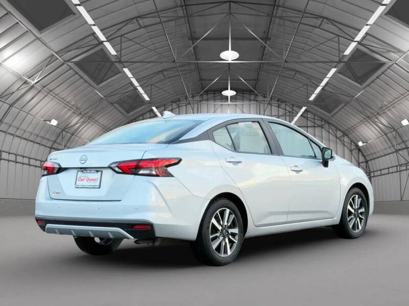 2025 Nissan Versa SV