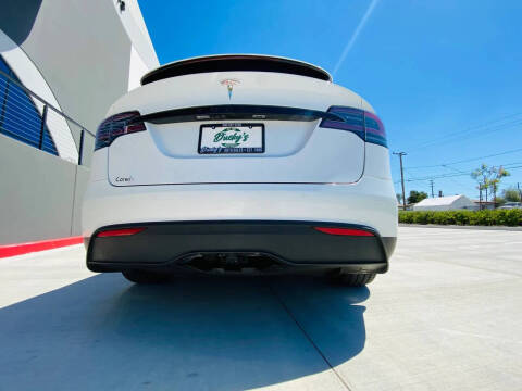 2023 Tesla Model X Standard Range