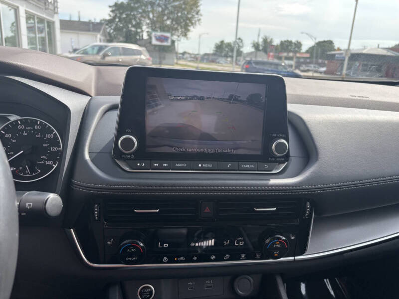 2023 Nissan Rogue SV