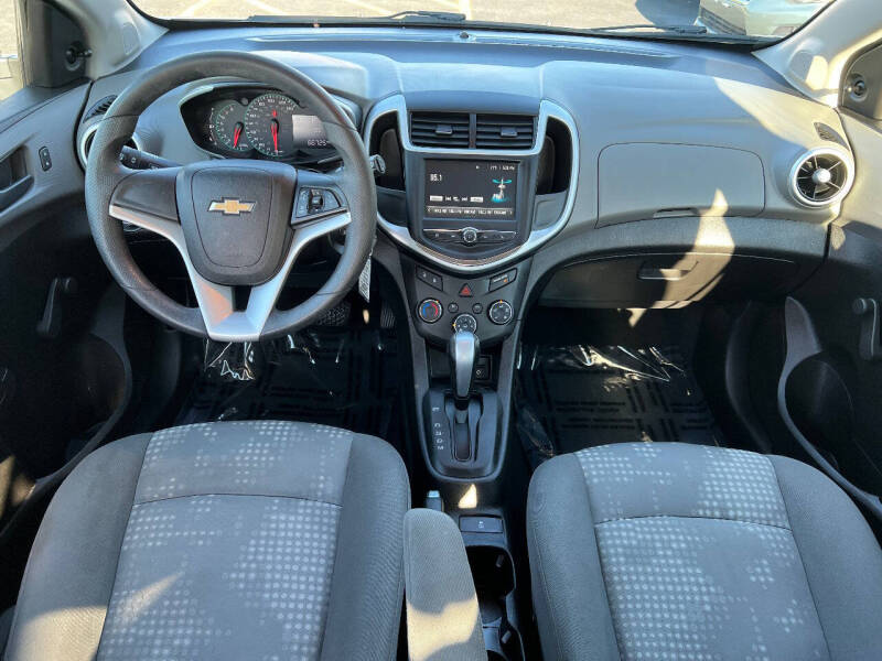 2017 Chevrolet Sonic LT Auto Fleet