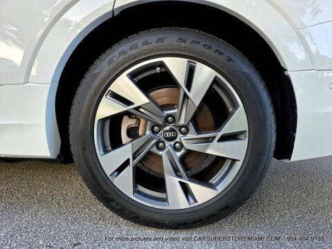 2021 Audi e-tron quattro Premium