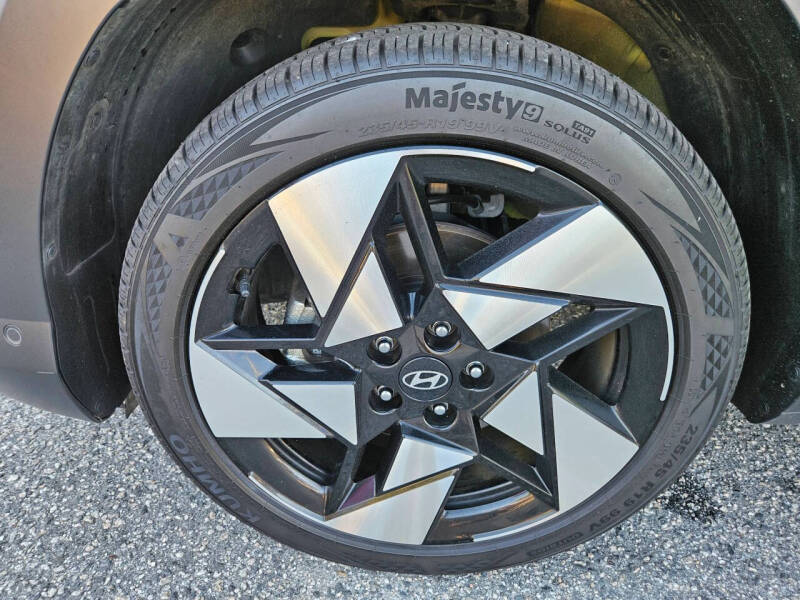 2024 Hyundai Kona Limited