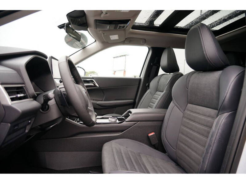 2025 Mitsubishi Outlander Trail Edition