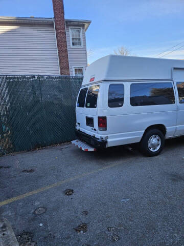 2013 Ford E-Series E-250