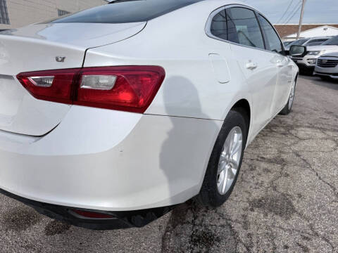 2017 Chevrolet Malibu LT