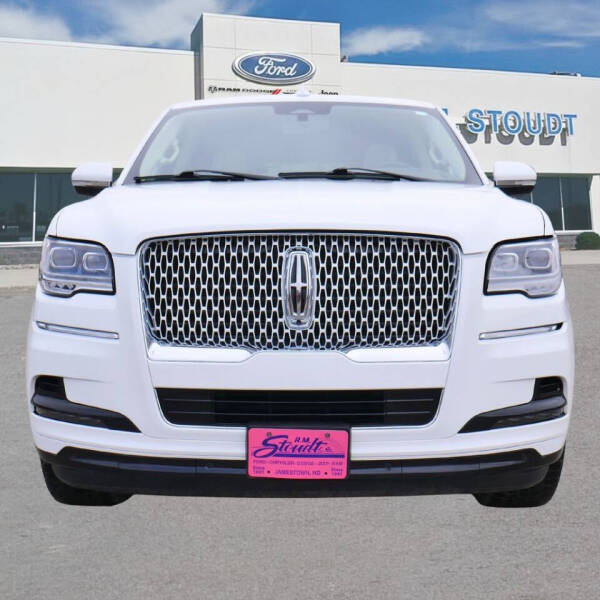 2022 Lincoln Navigator L Reserve