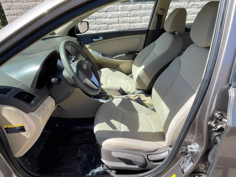 2014 Hyundai Accent GLS