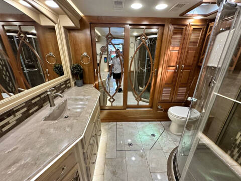 2017 Entegra Anthem 44b 1.5 Bath, 450hp Dies
