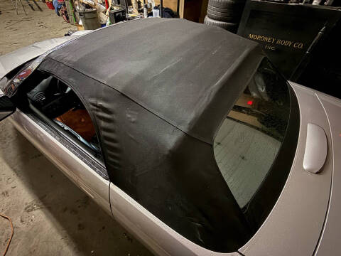 2005 Ford Thunderbird Deluxe