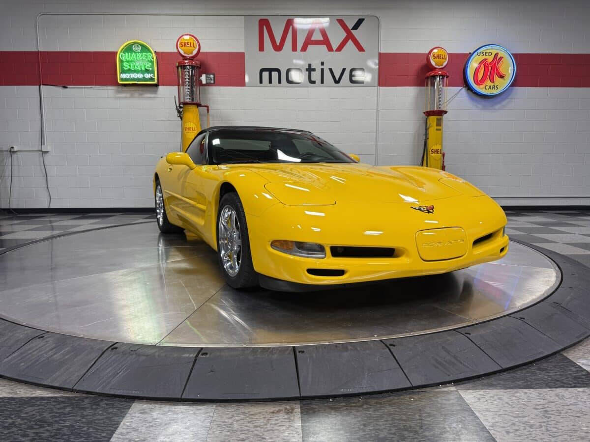 2004 Chevrolet Corvette 7