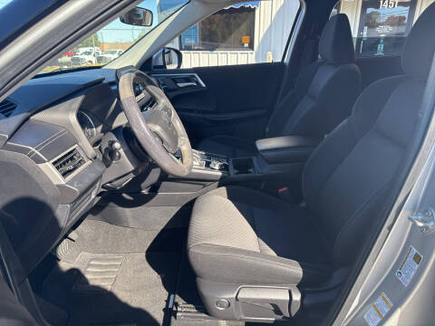 2022 Mitsubishi Outlander ES