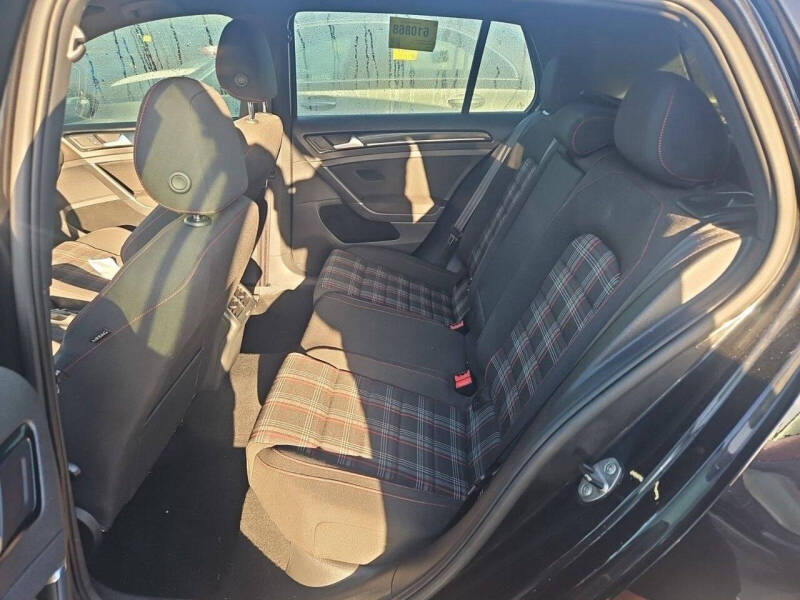 2017 Volkswagen Golf GTI