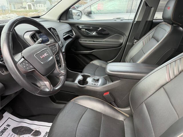 2022 GMC Terrain AT4