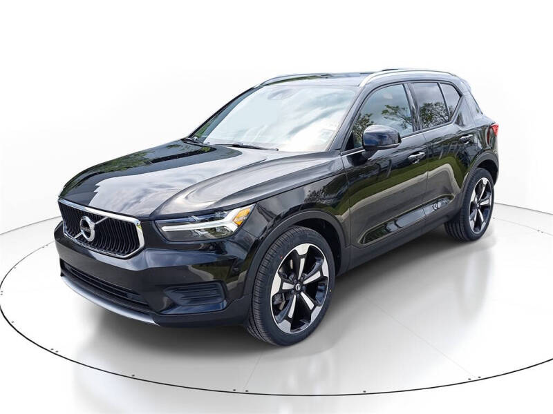 2020 Volvo XC40 T5 Momentum