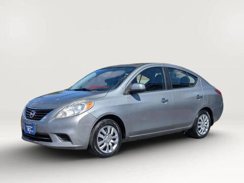 2013 Nissan Versa 1.6 S