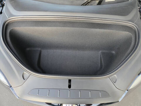 2022 Tesla Model X Plaid