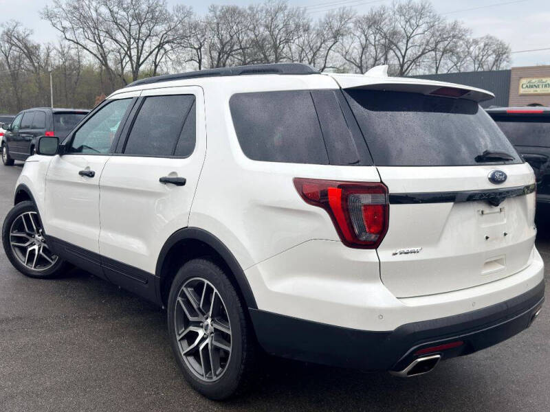 2017 Ford Explorer Sport