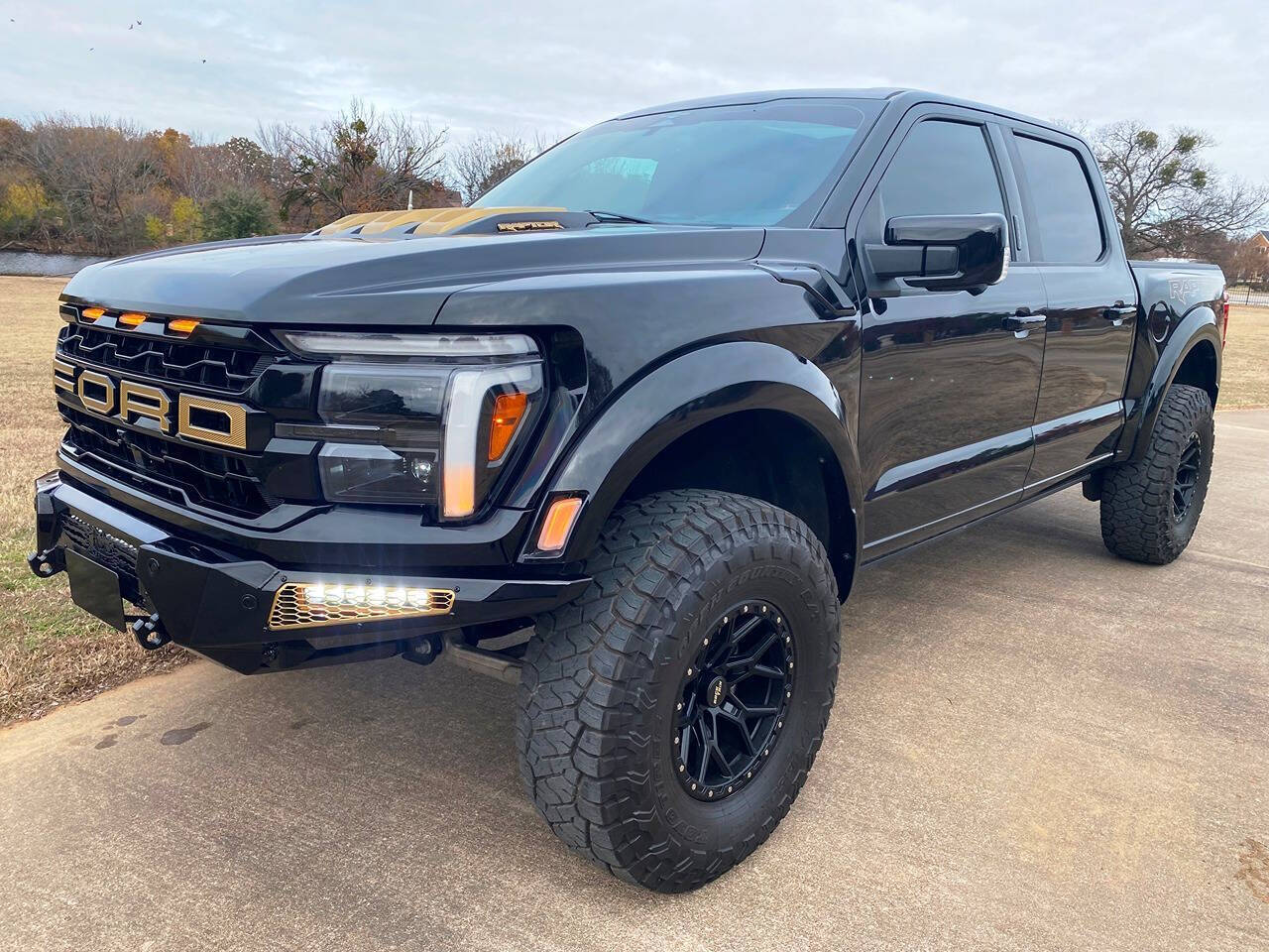 2023 Ford F-150 Raptor SuperCrew 4WD