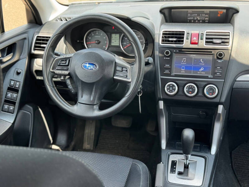 2016 Subaru Forester 2.5i