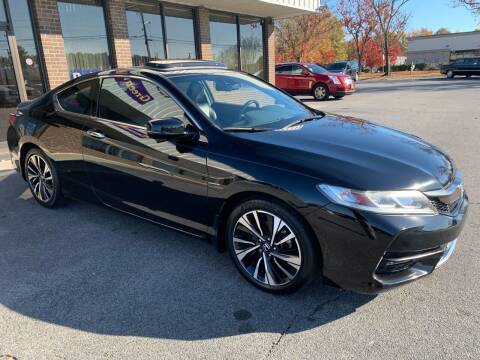 2017 Honda Accord for sale at Greenville Motor Company in Greenville NC