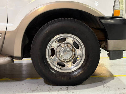 2004 Ford Excursion Eddie Bauer