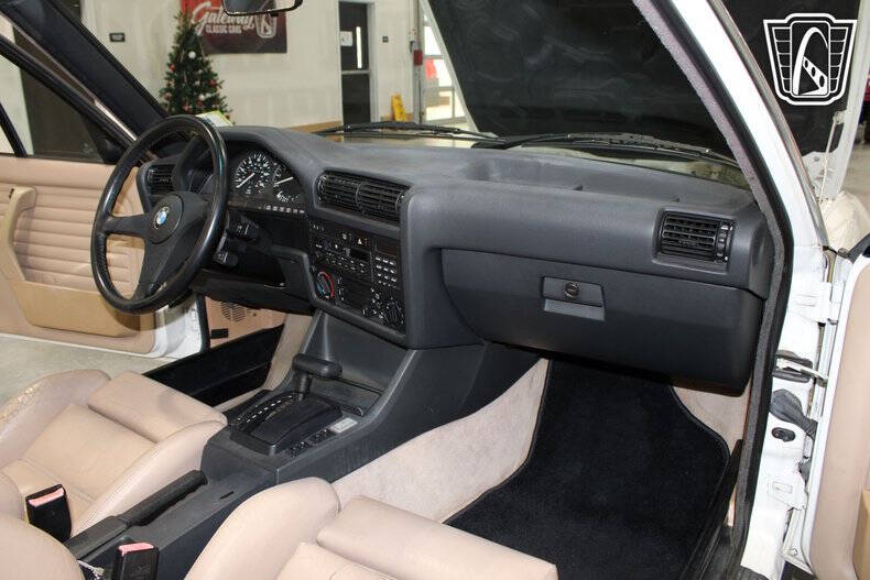 1988 BMW 3 Series 325i