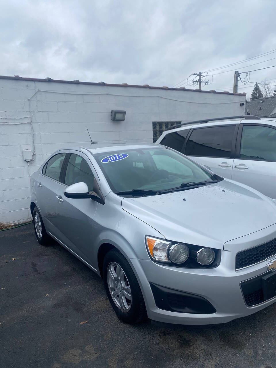 2015 Chevrolet Sonic for sale at Endless auto in Blue Island, IL