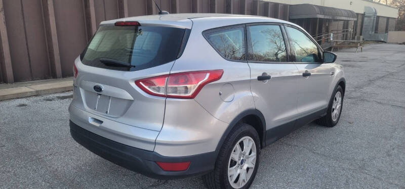 2016 Ford Escape S