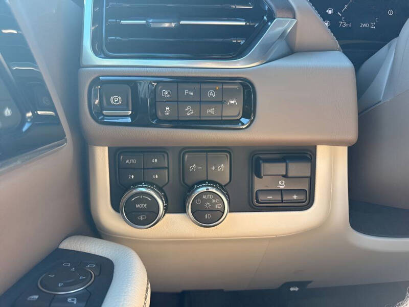 2025 GMC Yukon XL Denali