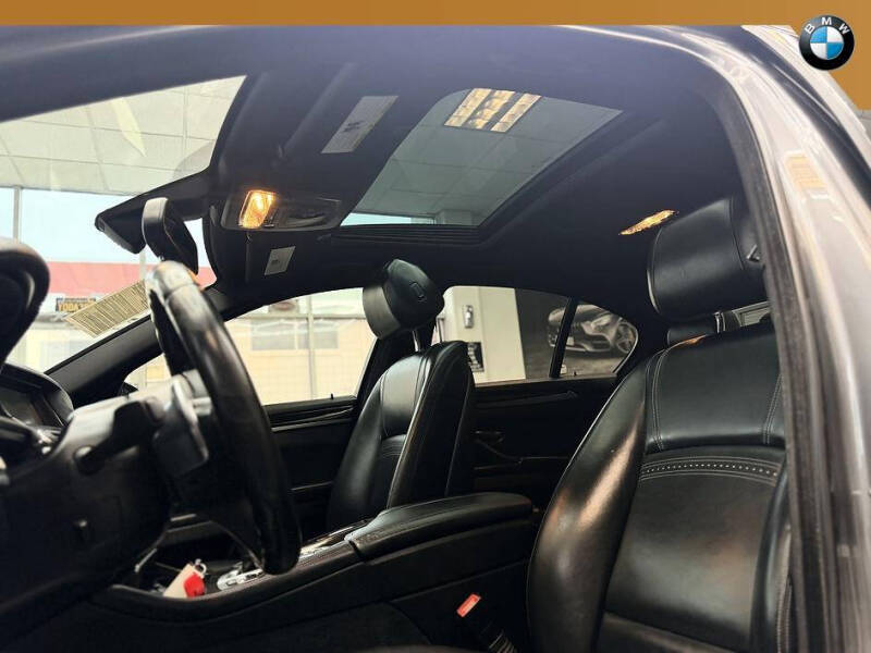 2016 BMW 5 Series 528i