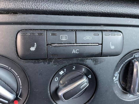 2012 Volkswagen Beetle