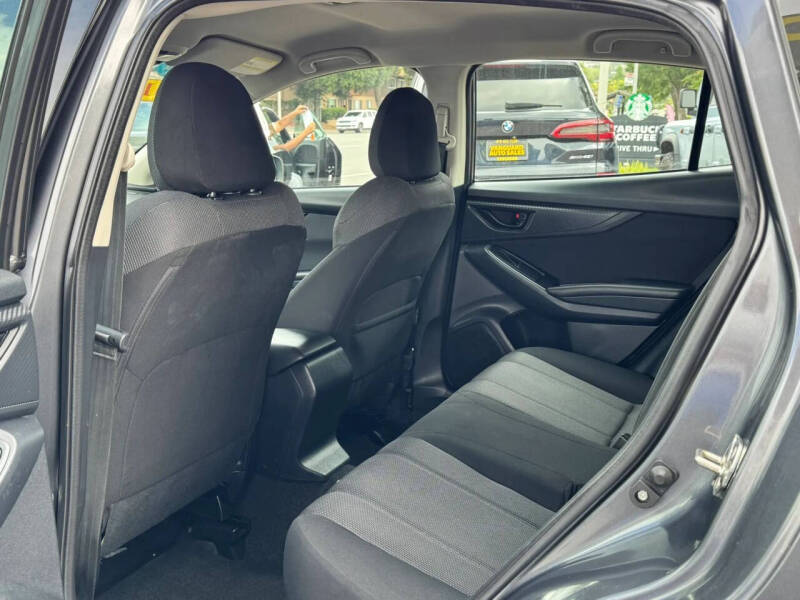 2019 Subaru Impreza 2.0i