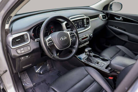 2020 Kia Sorento EX V6