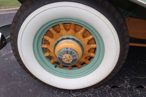 1933 Auburn 1250 Salon Cabriolet