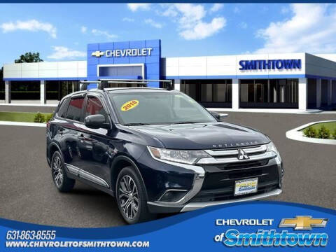 2018 Mitsubishi Outlander for sale at CHEVROLET OF SMITHTOWN in Saint James NY