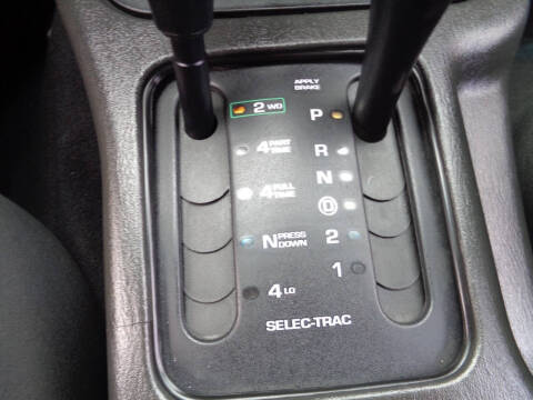 2004 Jeep Grand Cherokee Laredo