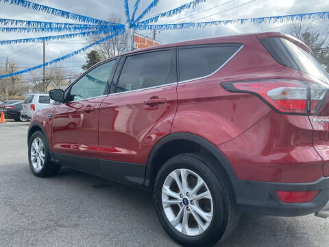 2017 Ford Escape SE