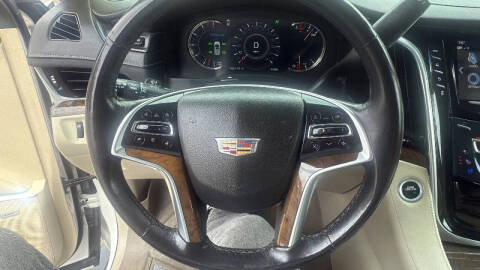 2018 Cadillac Escalade ESV Premium Luxury