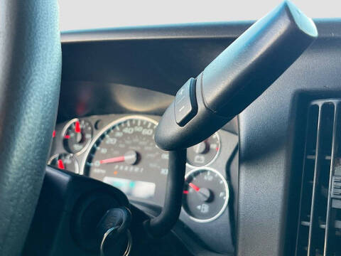 2022 GMC Savana 2500