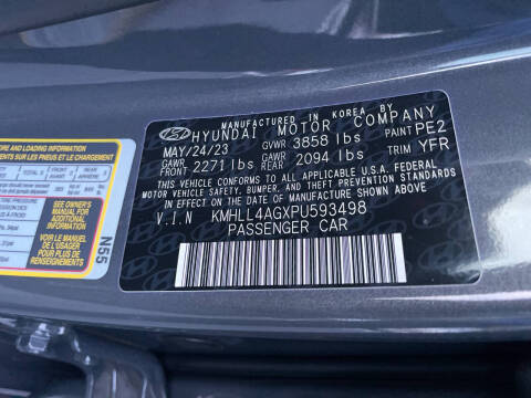 2023 Hyundai Elantra SE