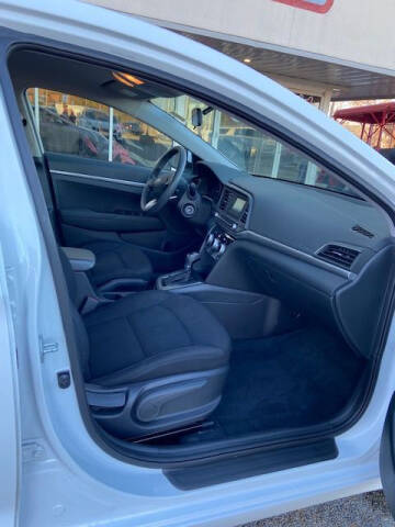 2019 Hyundai Elantra