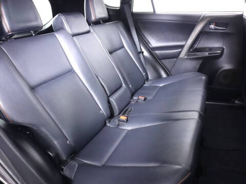 2017 Toyota RAV4 SE