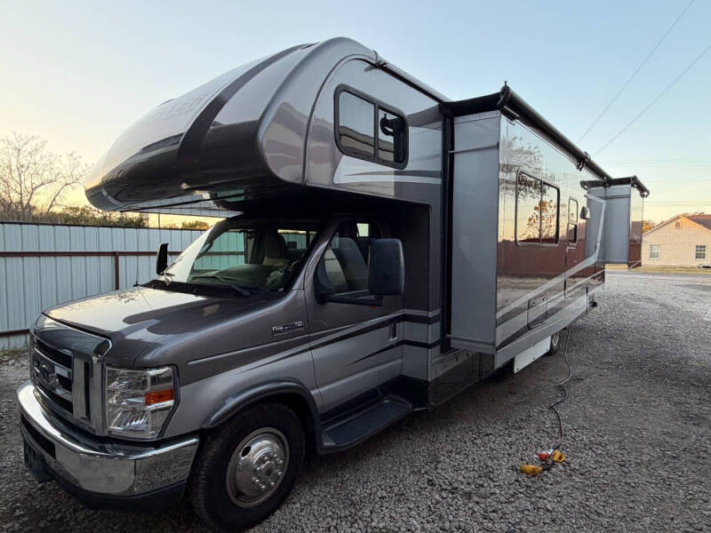 2019 Forest River Forester 3041DS