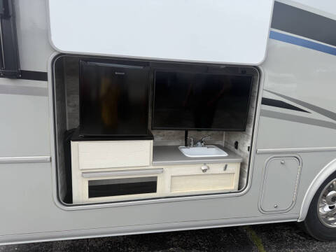 2020 Winnebago INTENT