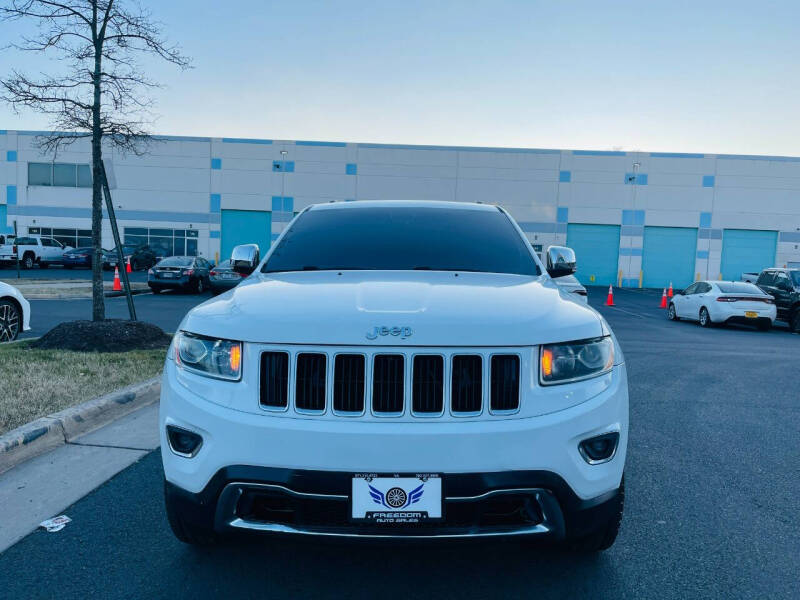 2015 Jeep Grand Cherokee Limited photo 3