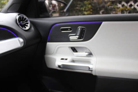 2023 Mercedes-Benz GLB GLB 250 4MATIC